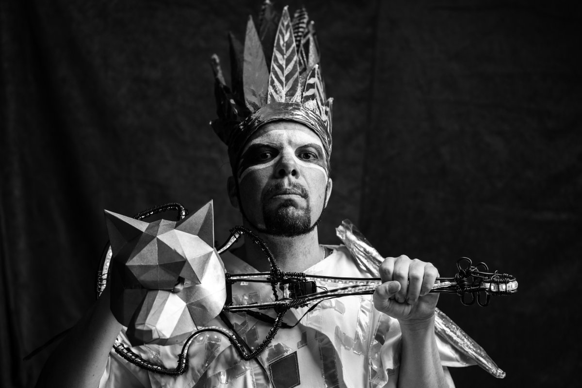 DJ MAM remixa “Oloxá, a Cura” de MiniStereo Público Sound System e Luedji Luna