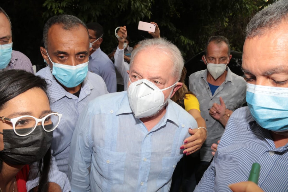 Vídeo: Mulheres devem ser esculachadas é Lula?