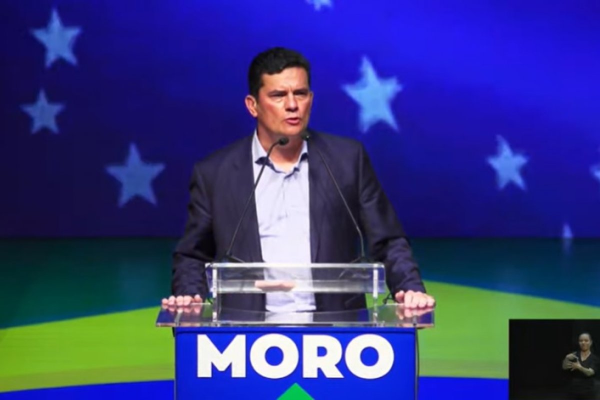 Podemos vai realocar R$ 10 milhões para deputados após saída de Moro, diz coluna