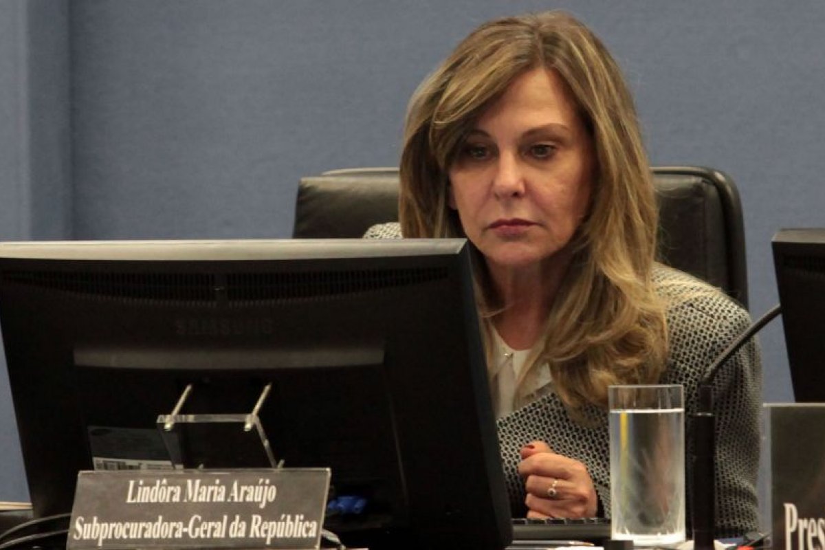 Aras nomeia Lindôra Araújo vice-procuradora-geral da República