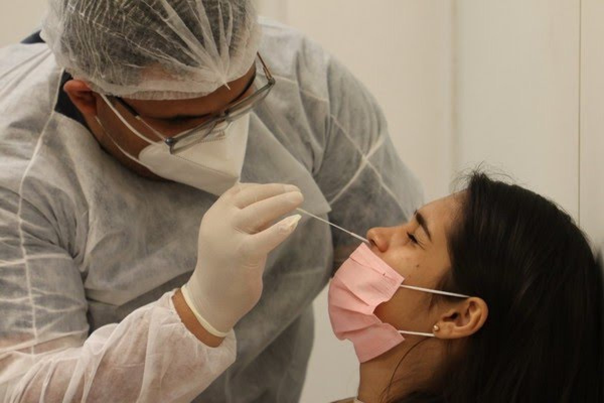 Lacen-Ba registra queda no diagnóstico de Covid-19 de quase 90% nos últimos 20 dias