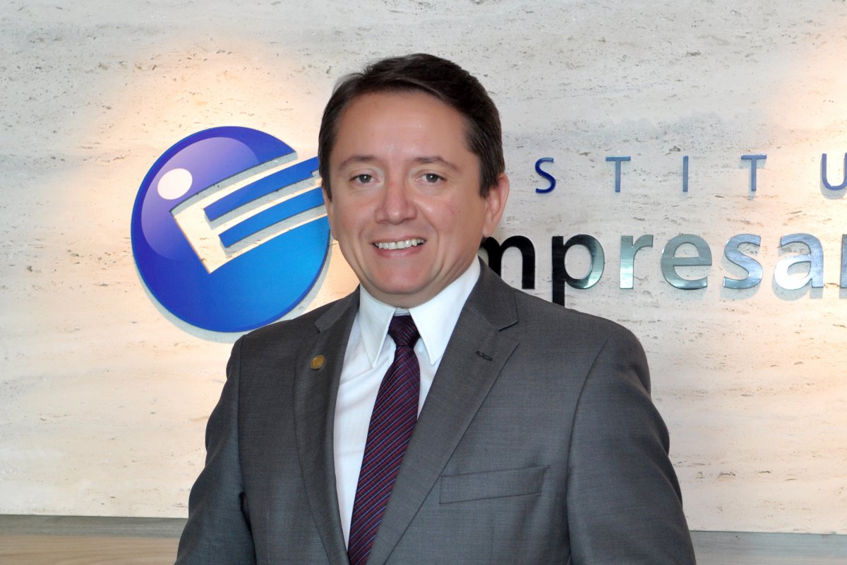 Representantes do Instituto Empresariar promovem workshop para distribuidores da ASDAB em Salvador