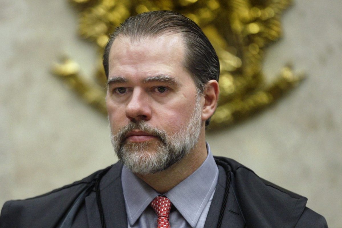 Tese de Dias Toffoli ganha força para resolver impasse da 2° instância