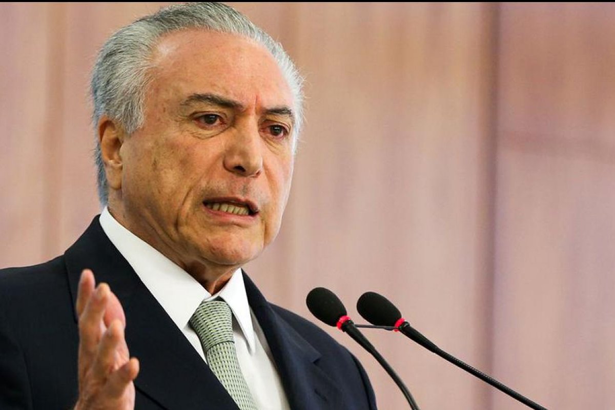 Temer defende iniciativa privada em seminário da CNI: ‘Empregador não é pecador’