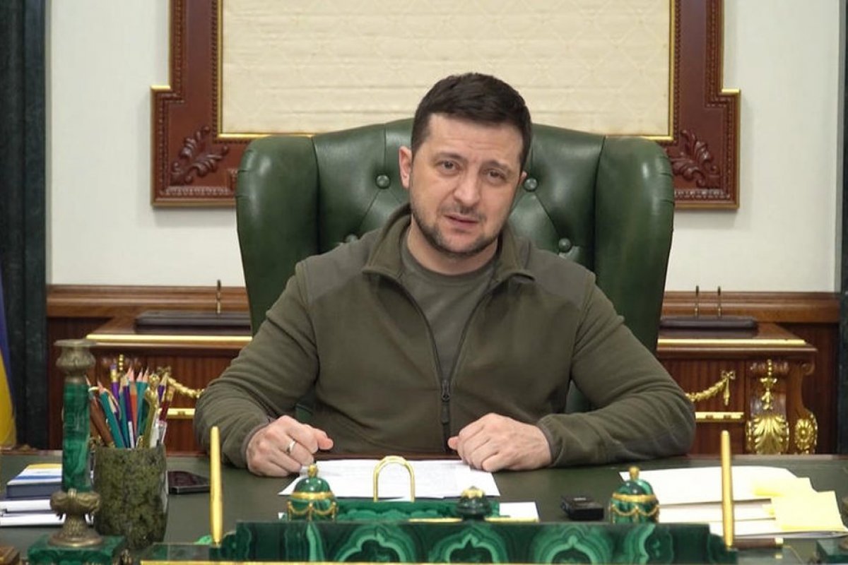 Zelensky diz que "ocidente prefere a guerra a perder dinheiro"