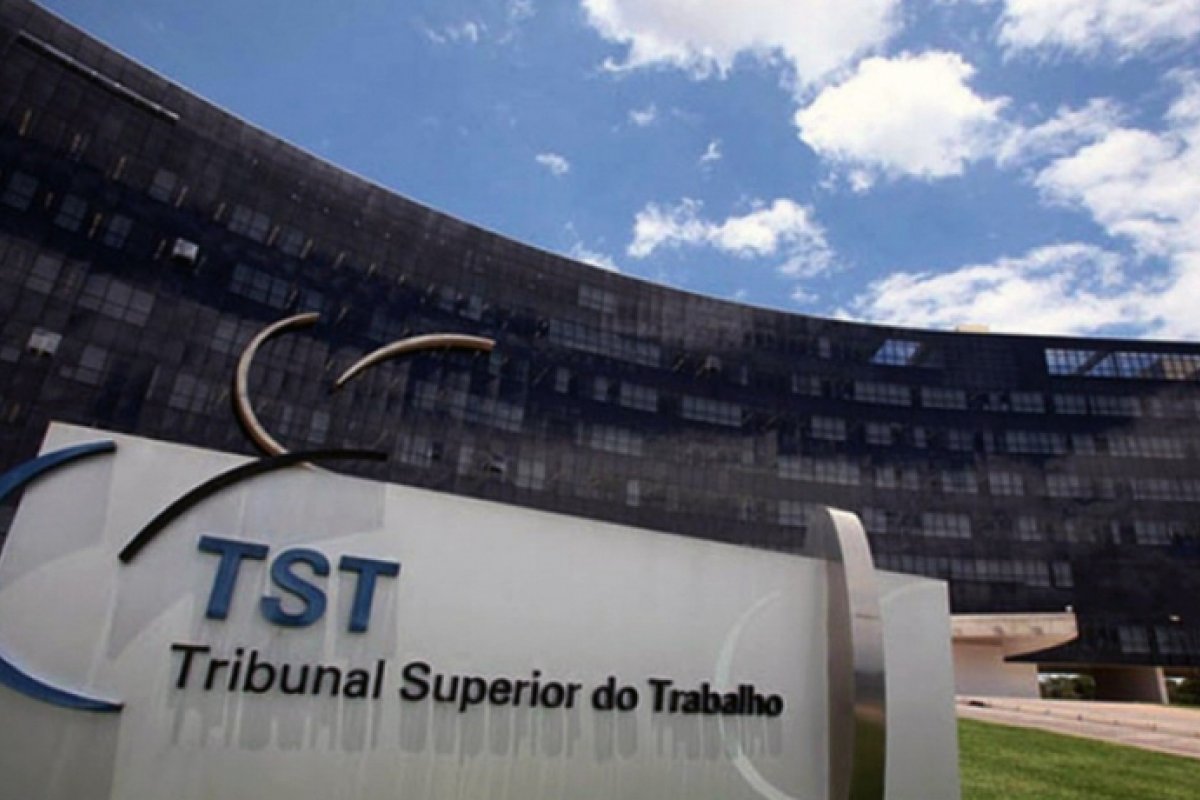 TST pede ao Governo Federal para ratificar convenção sobre assédio no trabalho