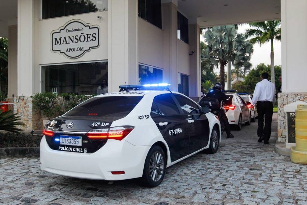 Operação da polícia cumpre 11 mandados de busca e apreensão em endereços ligados a Gabriel Monteiro