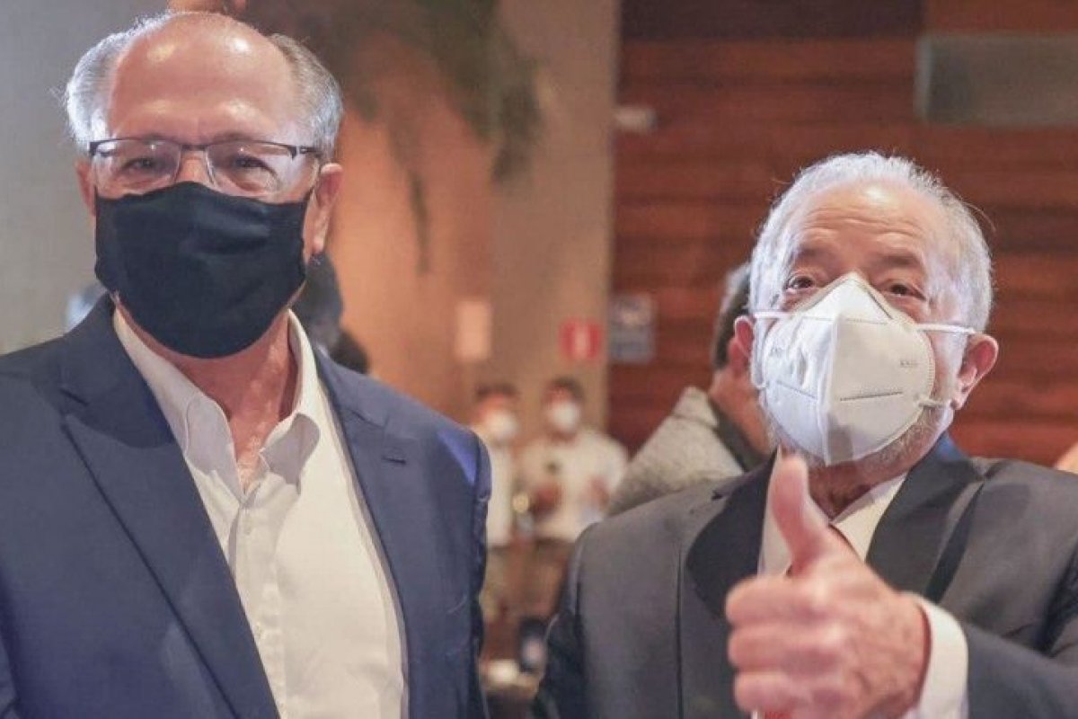 Alckmin é indicado pelo PSB para ser vice de Lula na chapa pela Presidência da República