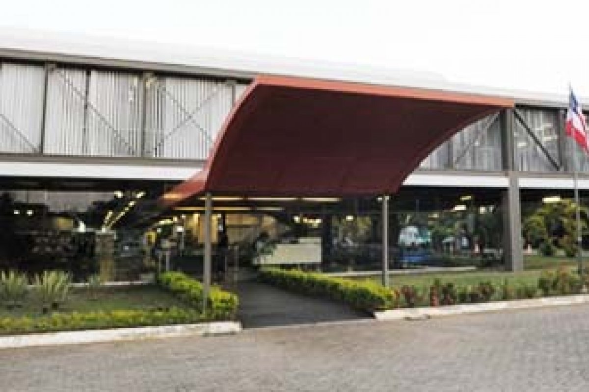 TRE-BA abre seleção de estagiários nível médio e superior