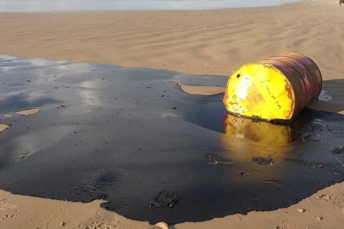 Compradora de tambores da Shell confirma navegação em mar brasileiro