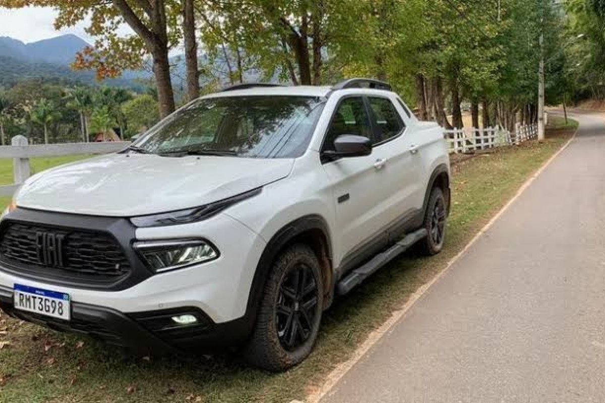 Um ano após relançamento, Fiat Toro fica mais cara pela terceira vez 