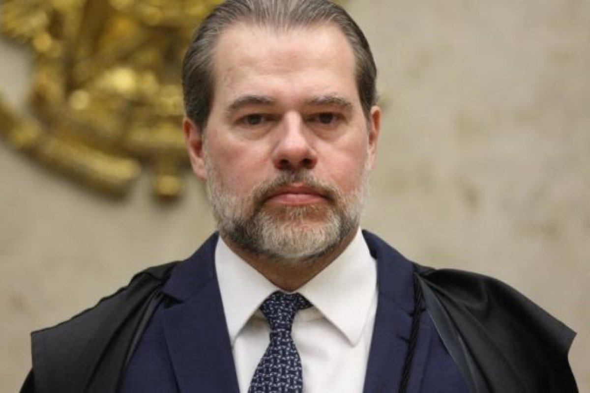 Livro homenageia dez anos de Toffoli no STF