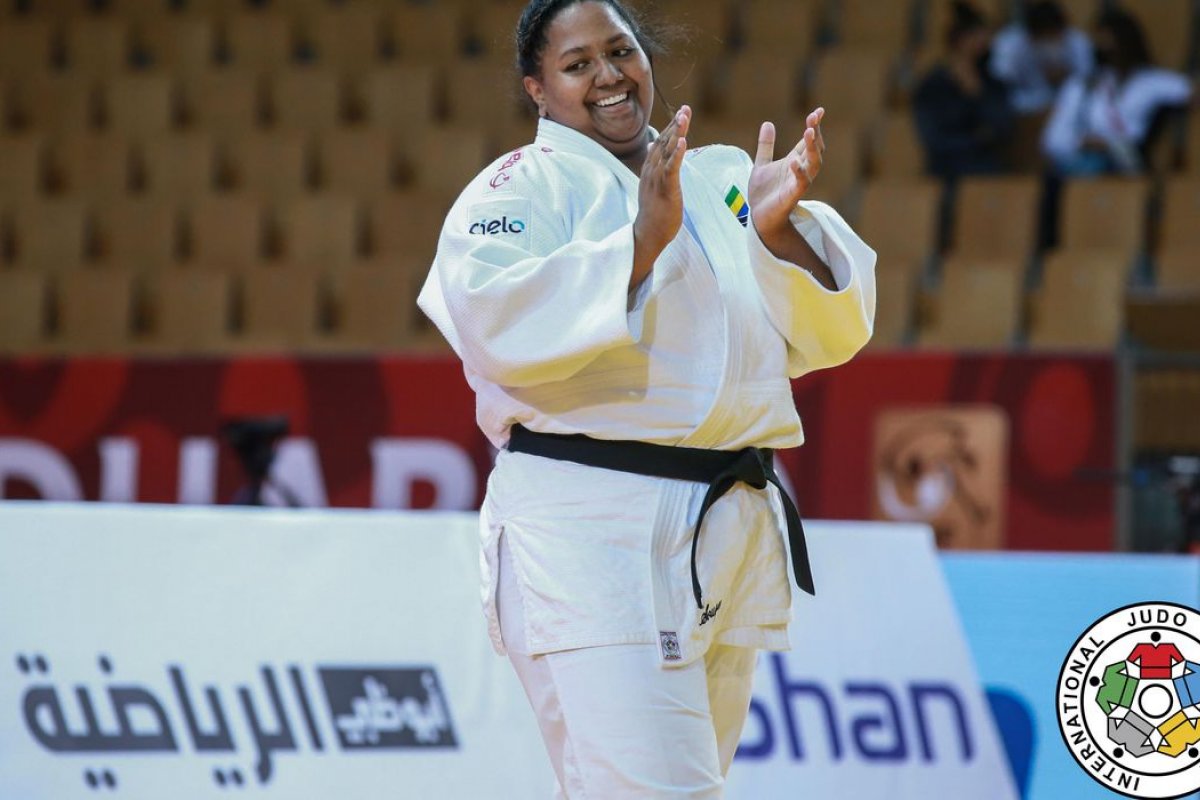 Maturidade precoce da judoca brasileira Beatriz Souza pode ser trunfo nas olimpíadas