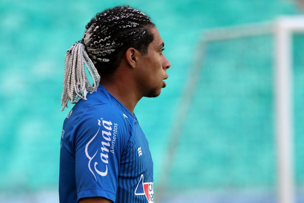 Sem Rodallega, mas com Jacaré, Bahia tenta primeiro triunfo fora de casa na Série B