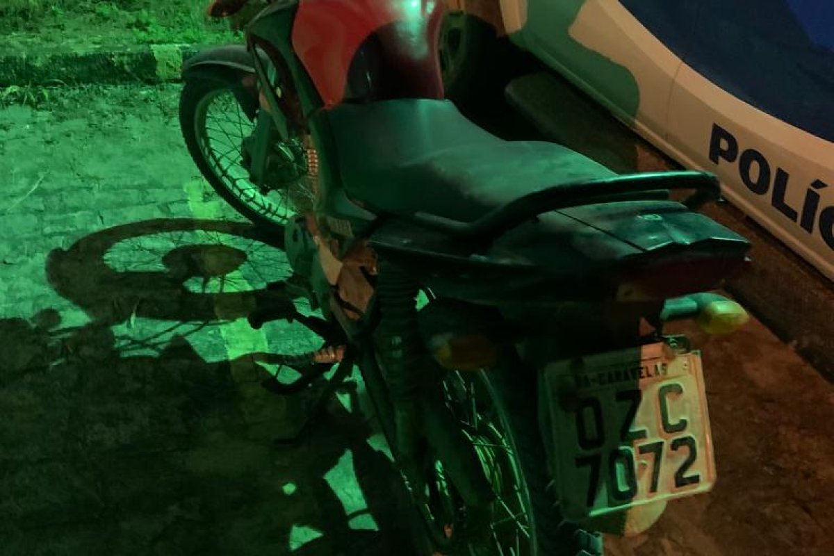 Jovem é preso em Teixeira de Freitas suspeito de envolvimento em furtos