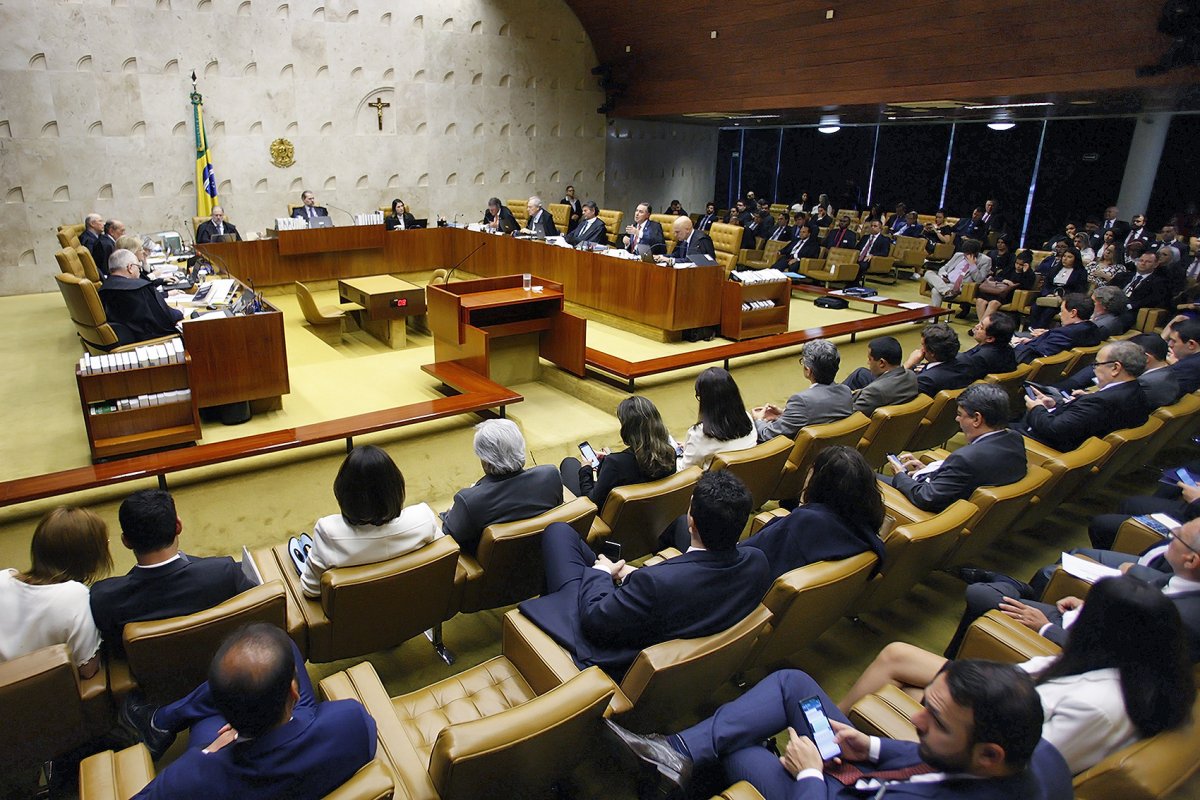 STF suspende julgamento de prisão após 2ª instância