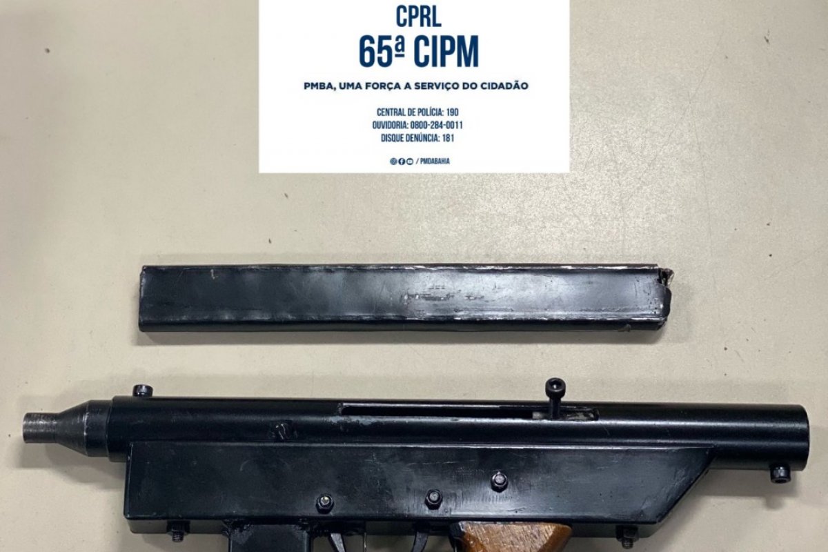 Polícia Militar apreende submetralhadora em Feira de Santana