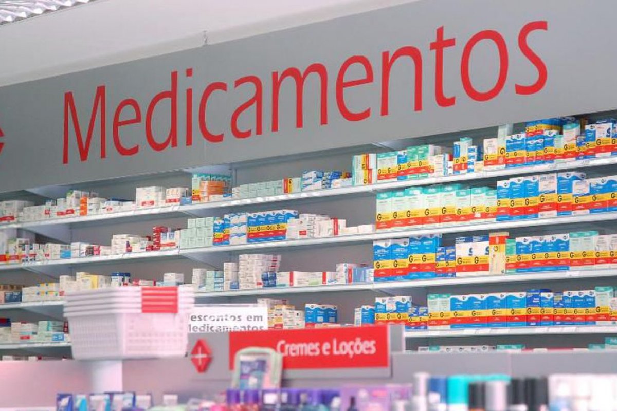 Reajuste no preço dos medicamentos pesa no bolso de quem faz tratamento diário