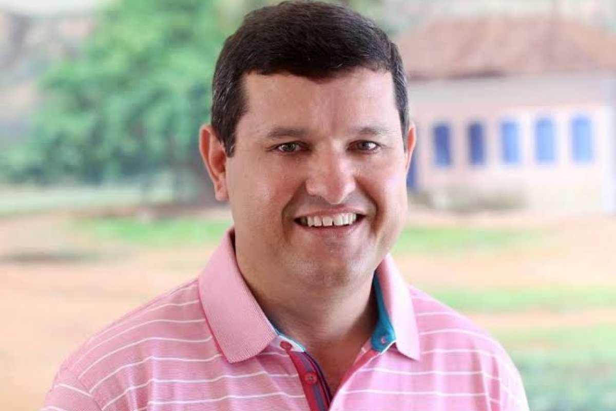 Governo da Bahia nomeia ex-prefeito de Guanambi para comandar Sedur