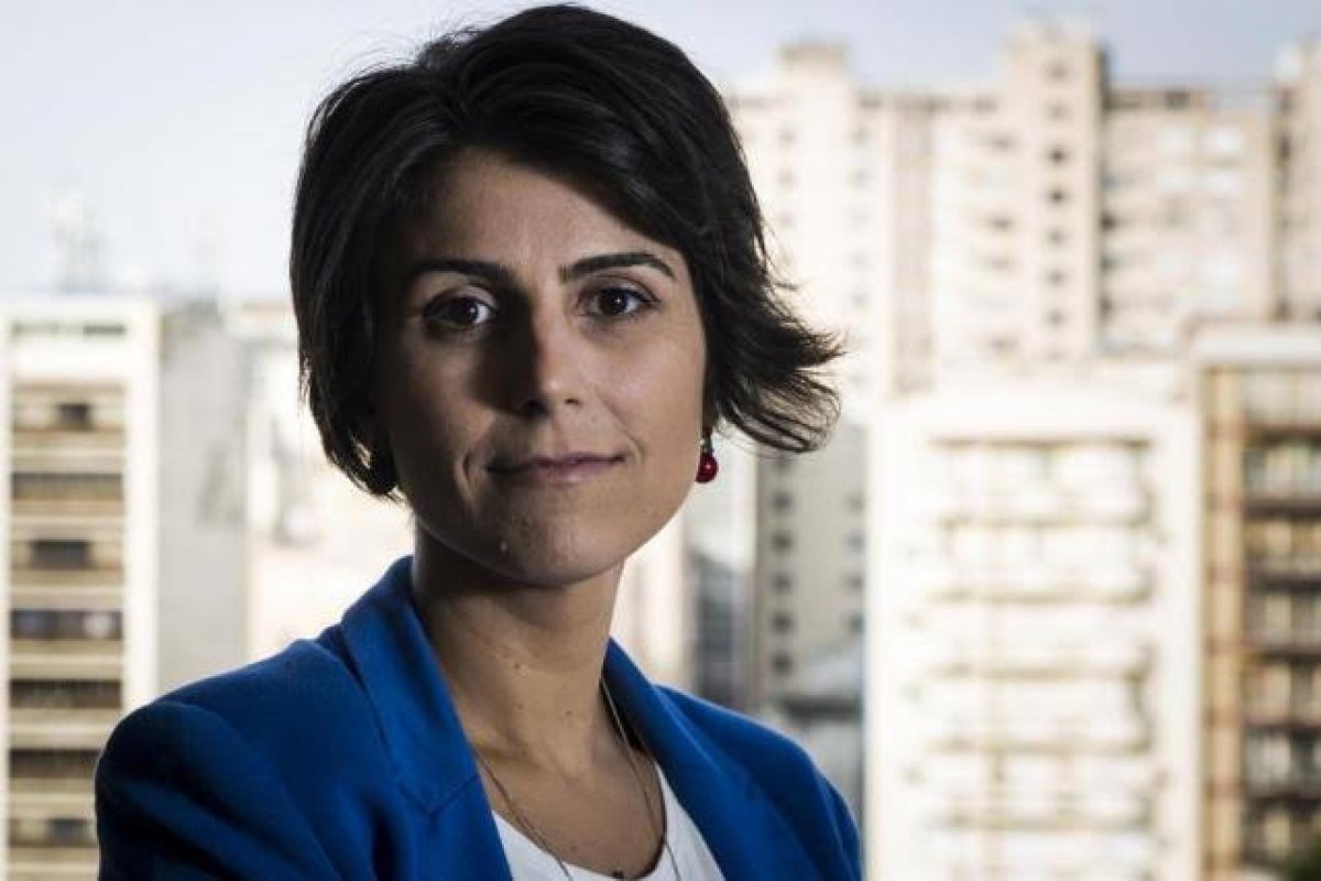 Manuela D'Ávila vence batalha judicial contra Netinho e comemora nas redes sociais