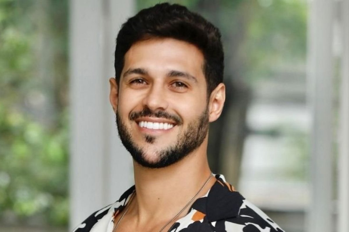 Ex-BBB, Rodrigo Mussi é transferido de UTI para enfermaria