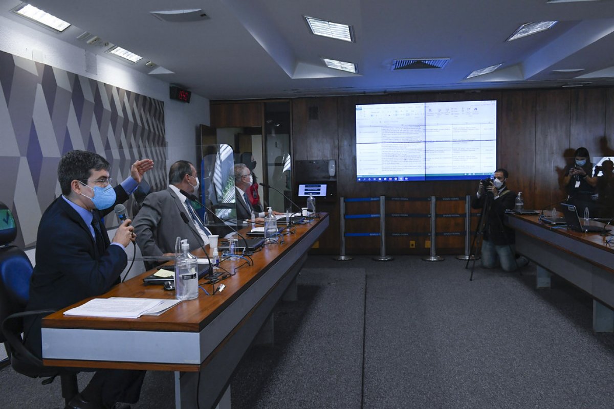 Frente Parlamentar do Observatório da Pandemia repudia encerramento das investigações do caso Prevent Senior em São Paulo