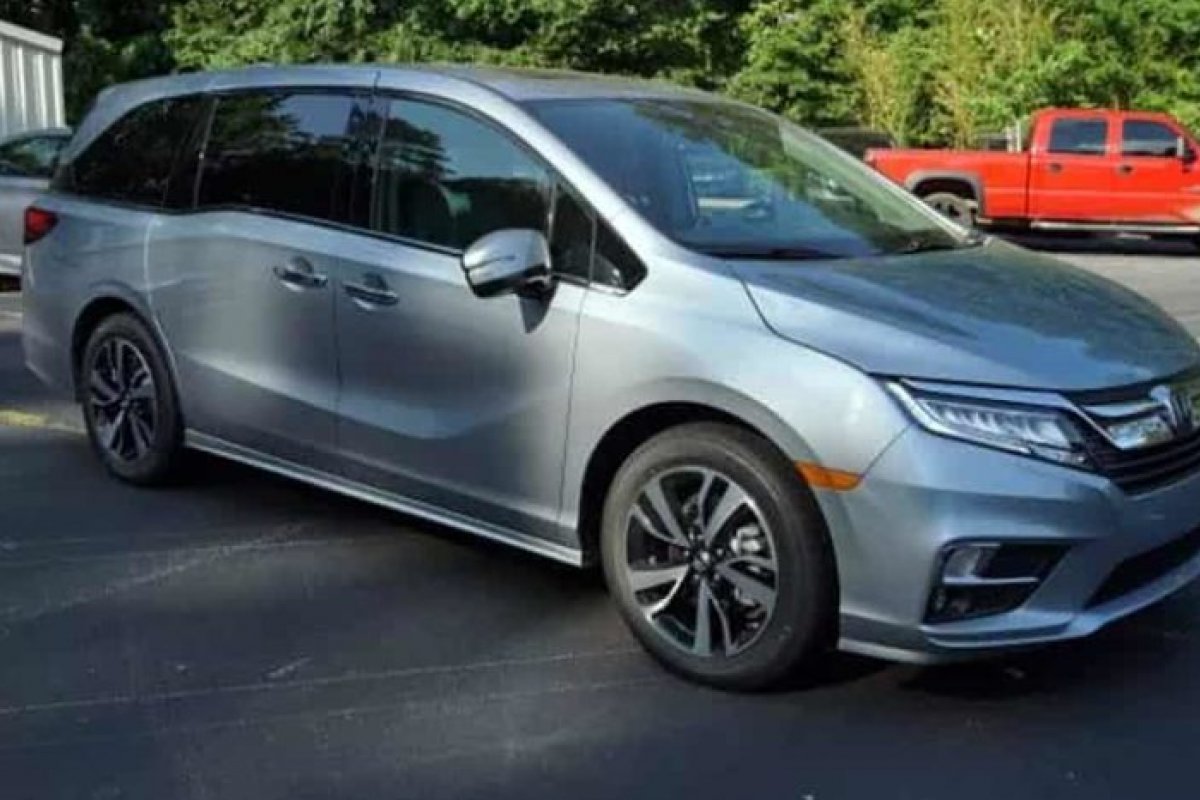 Direct Imports entrega primeiro Honda Odyssey do país