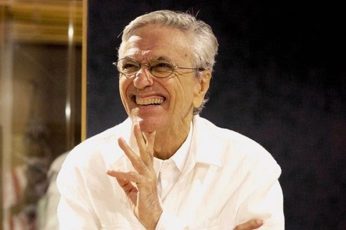 Caetano Veloso receberá título de honra pela Universidade de Salamanca, na Espanha