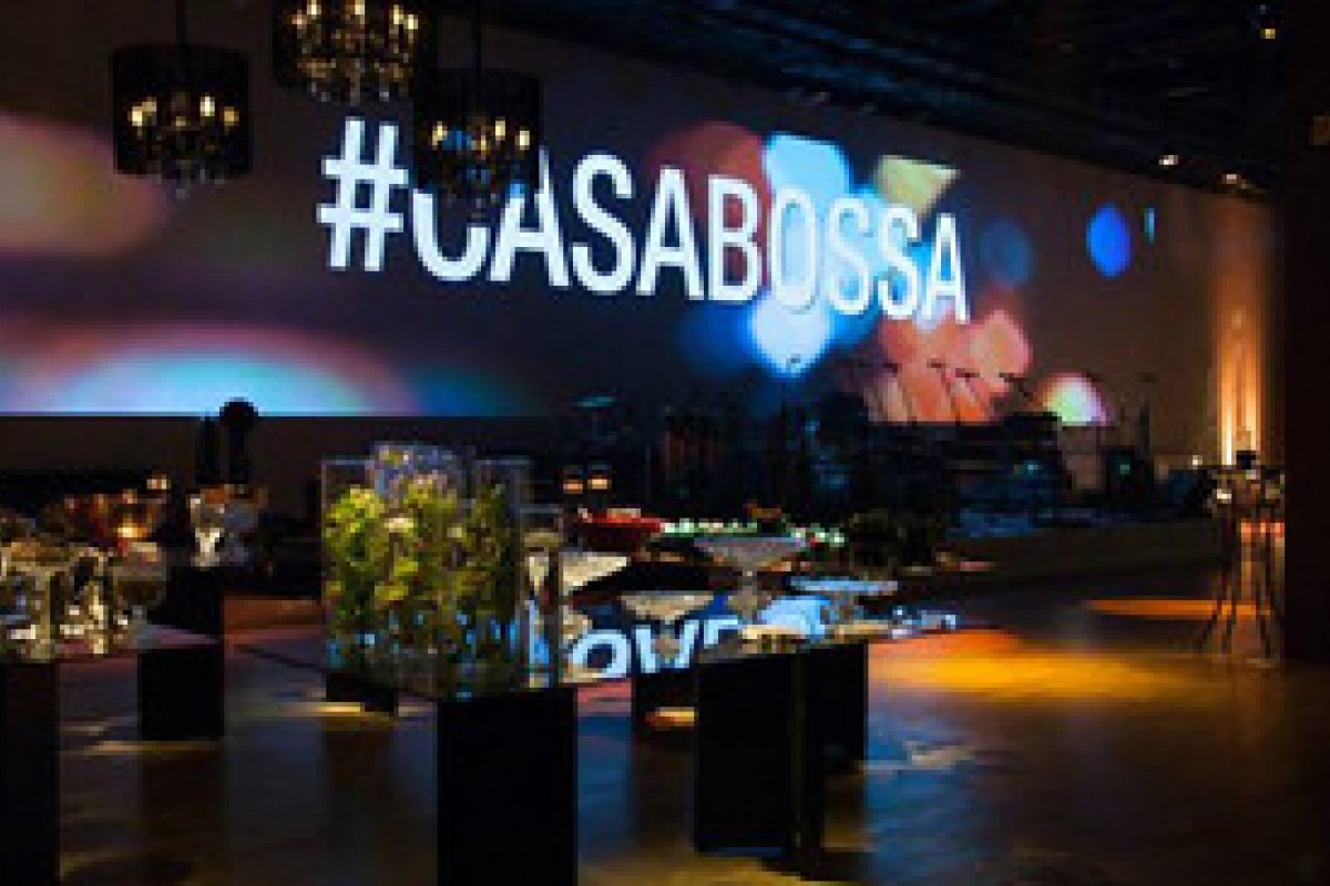 Ricardo Chaves e Reinaldo, ex- Terra Samba agitam baile de Carnaval em São Paulo