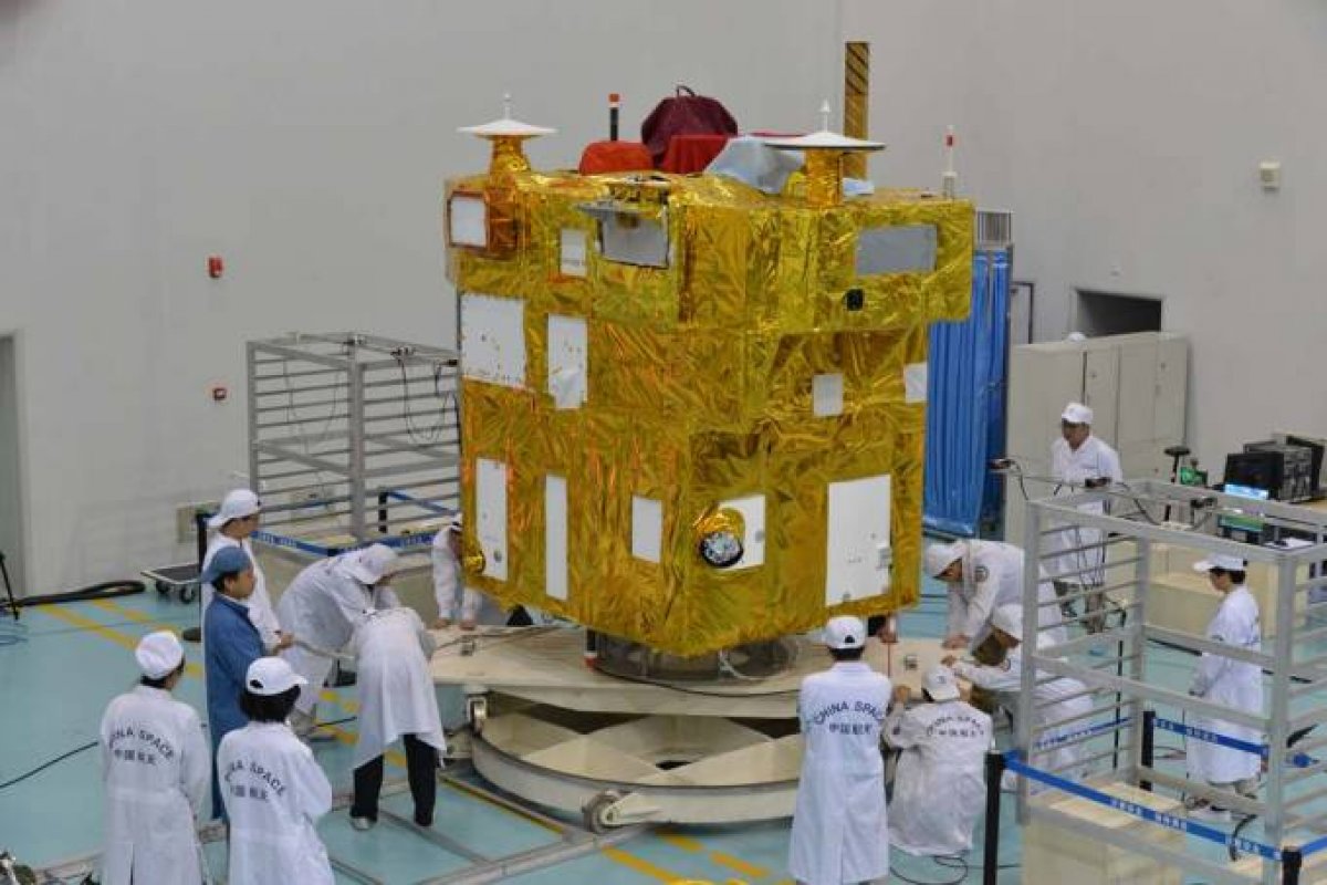 Satélite produzido pelo Brasil e China será lançado em dezembro