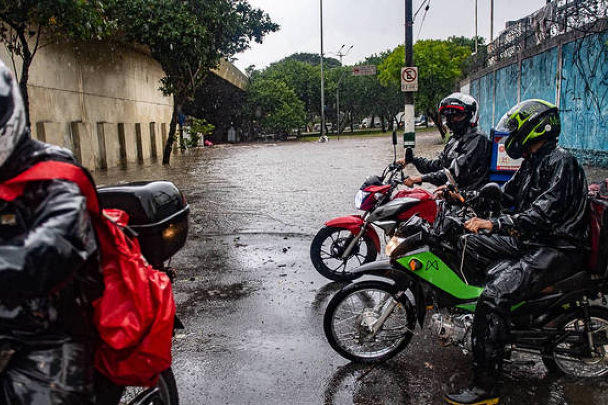 Alta dos combustíveis impulsiona mercado de motocicletas
