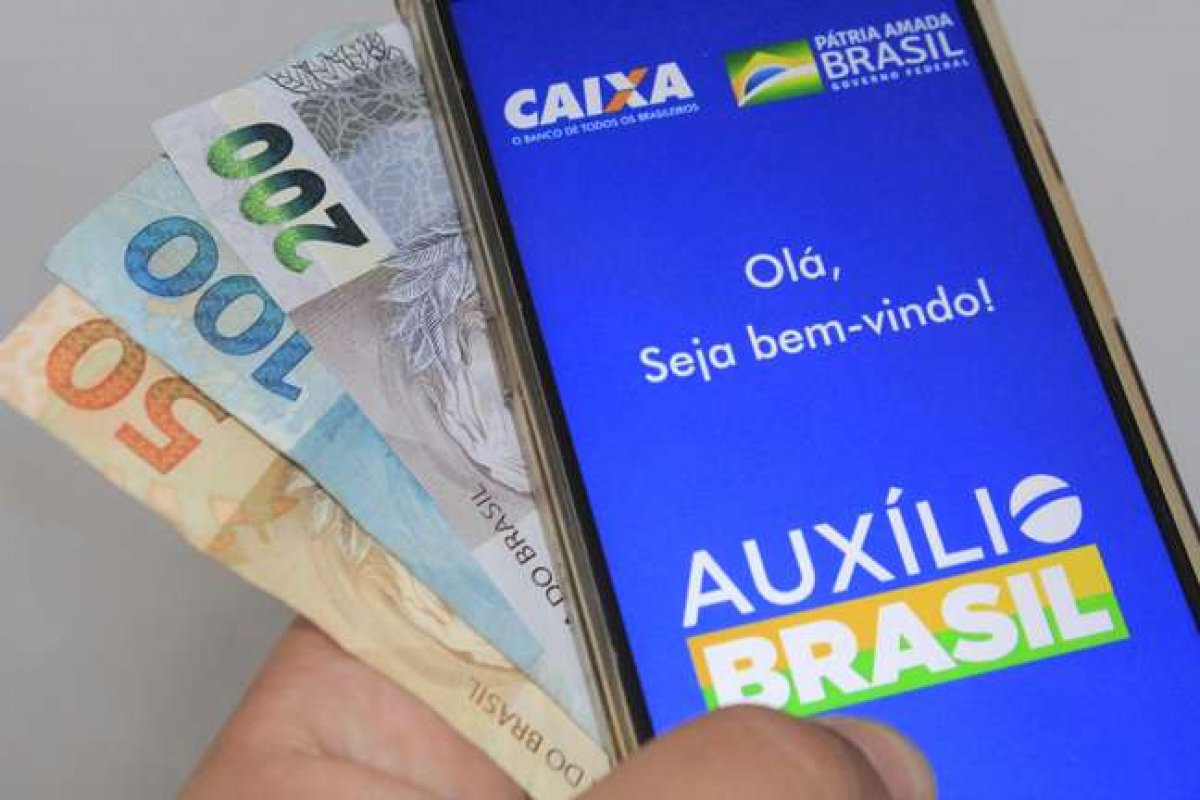 MP do Auxílio Brasil deve ser votada por deputados nesta quarta-feira (27)