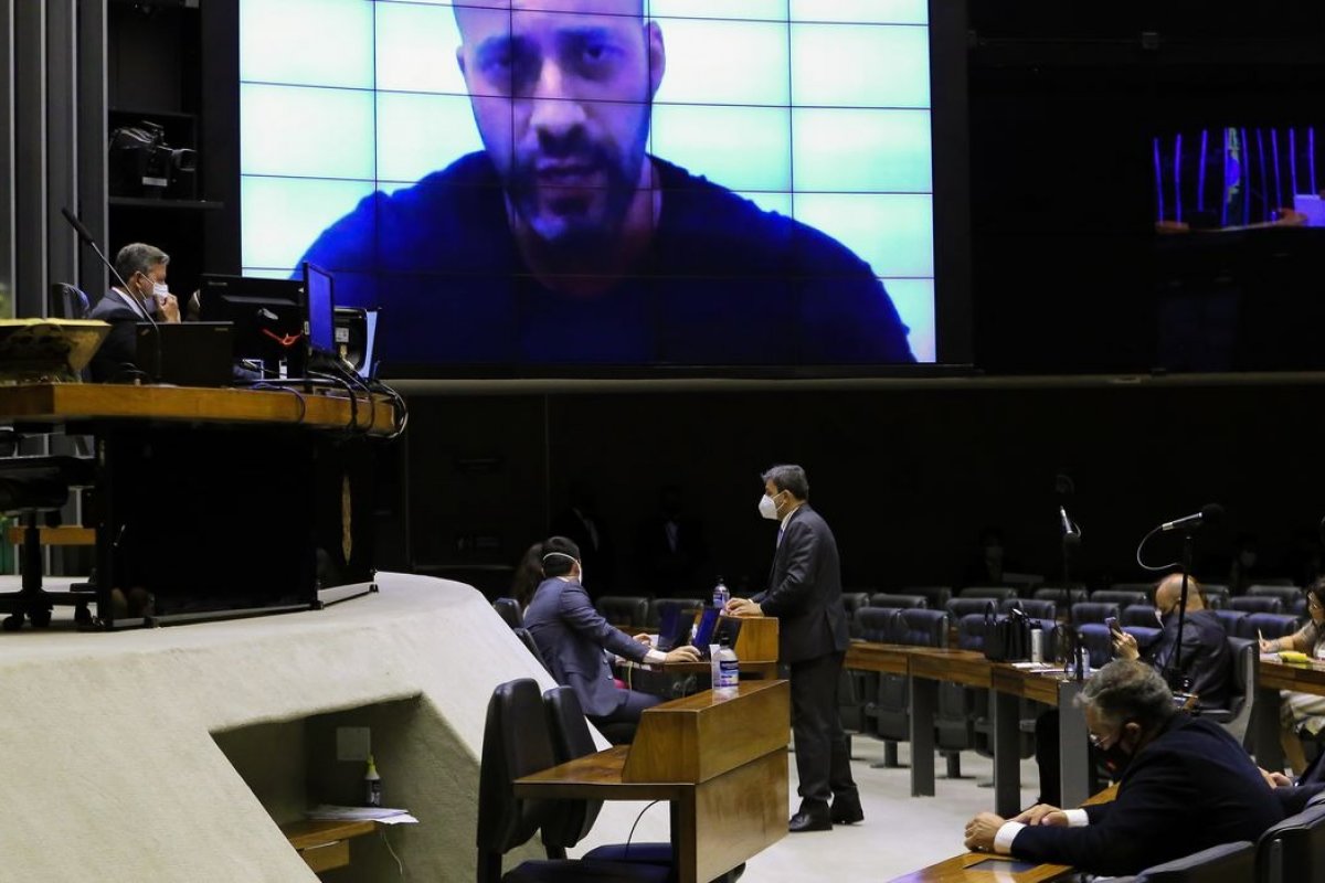 Caso Daniel Silveira: comissão aprova parecer opinativo para enviar ao plenário da OAB