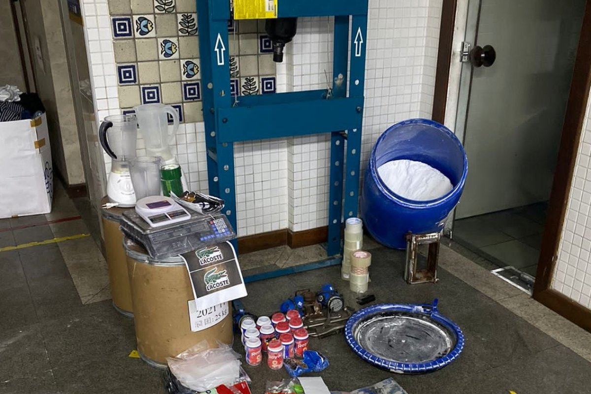 Polícia Civil apreende R$ 1,3 milhão em cocaína no bairro de Valéria, em Salvador