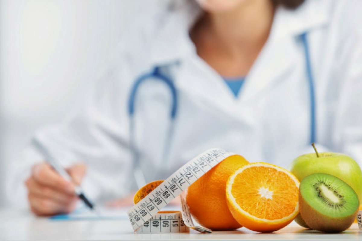 Vagas para nutricionista, açougueiro e vendedor são ofertadas na terça (29) em Salvador