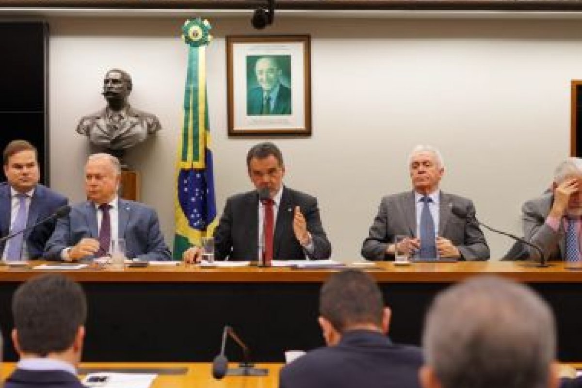 Bancada da Bahia apresenta emendas orçamentárias para o próximo ano