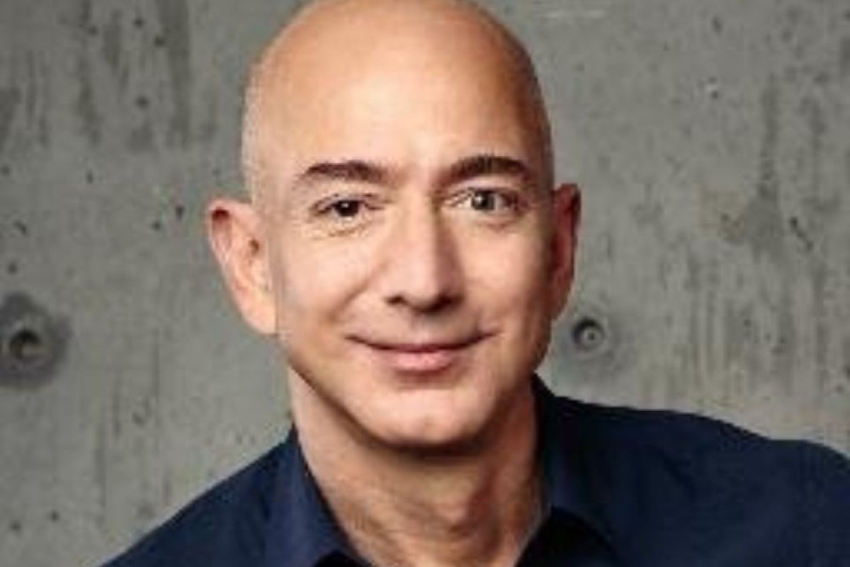 Com queda nas ações da Amazon, Jeff Bezos perde US$ 13 bilhões
