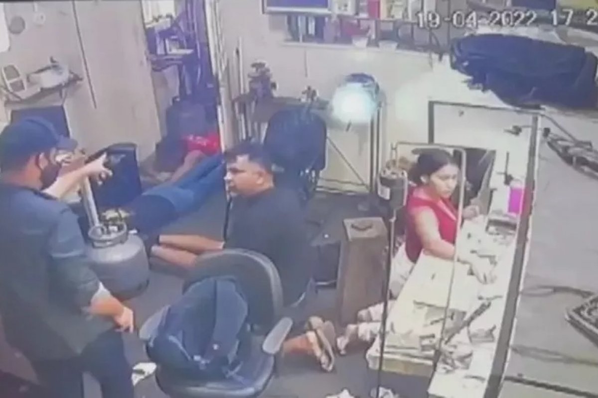 Três homens são presos após assalto a joalheria no Centro de Juazeiro