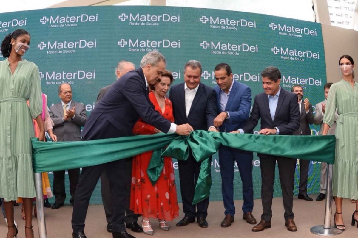 Rui Costa exalta Geraldo Jr. durante inauguração de Hospital