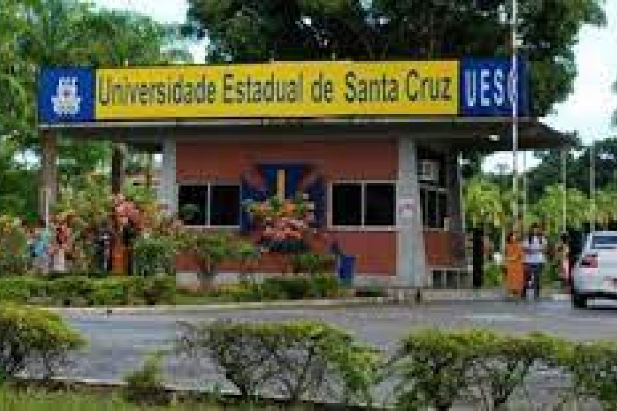 Por mudança em edital, UESC suspende inscrições de concurso para contratação de professores