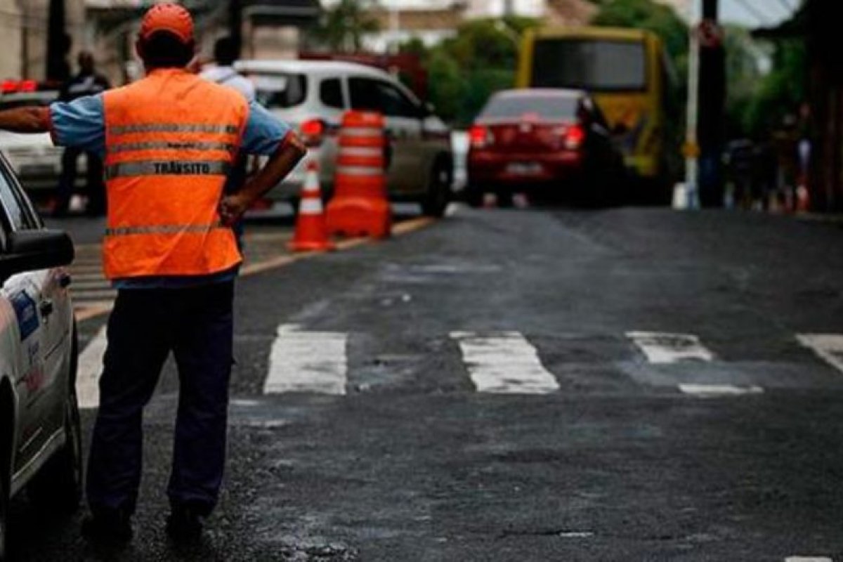 Eventos alteram o tráfego de veículos em bairros de Salvador durante o final de semana