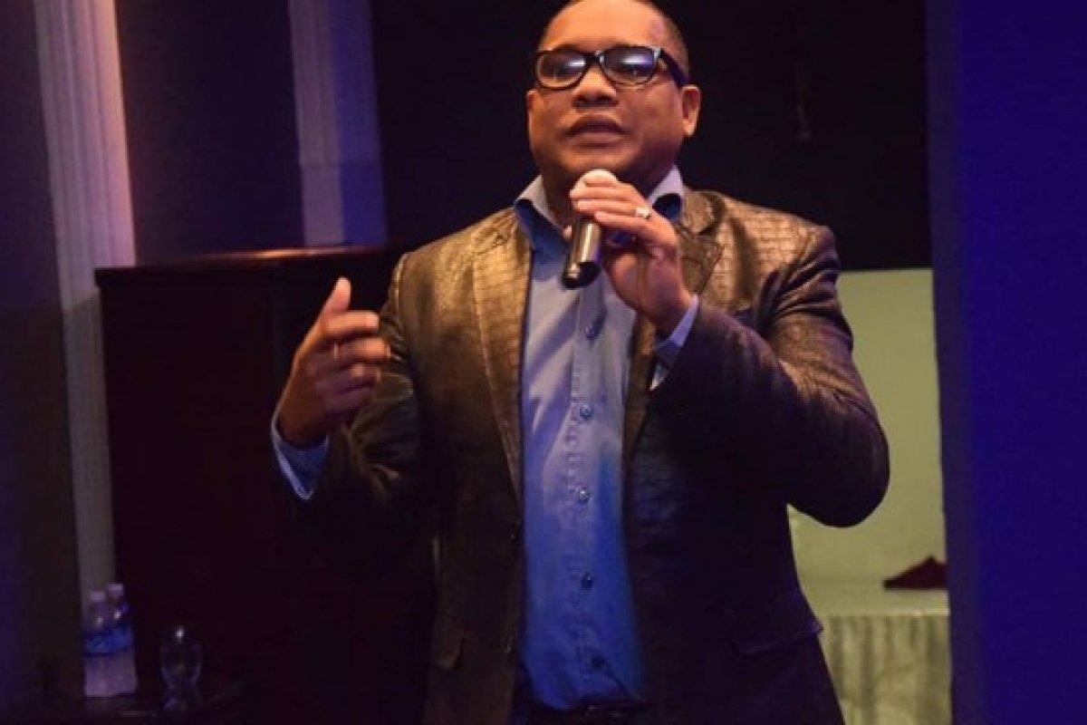 Filho de Flordelis deixa cadeia para cumprir liberdade condicional