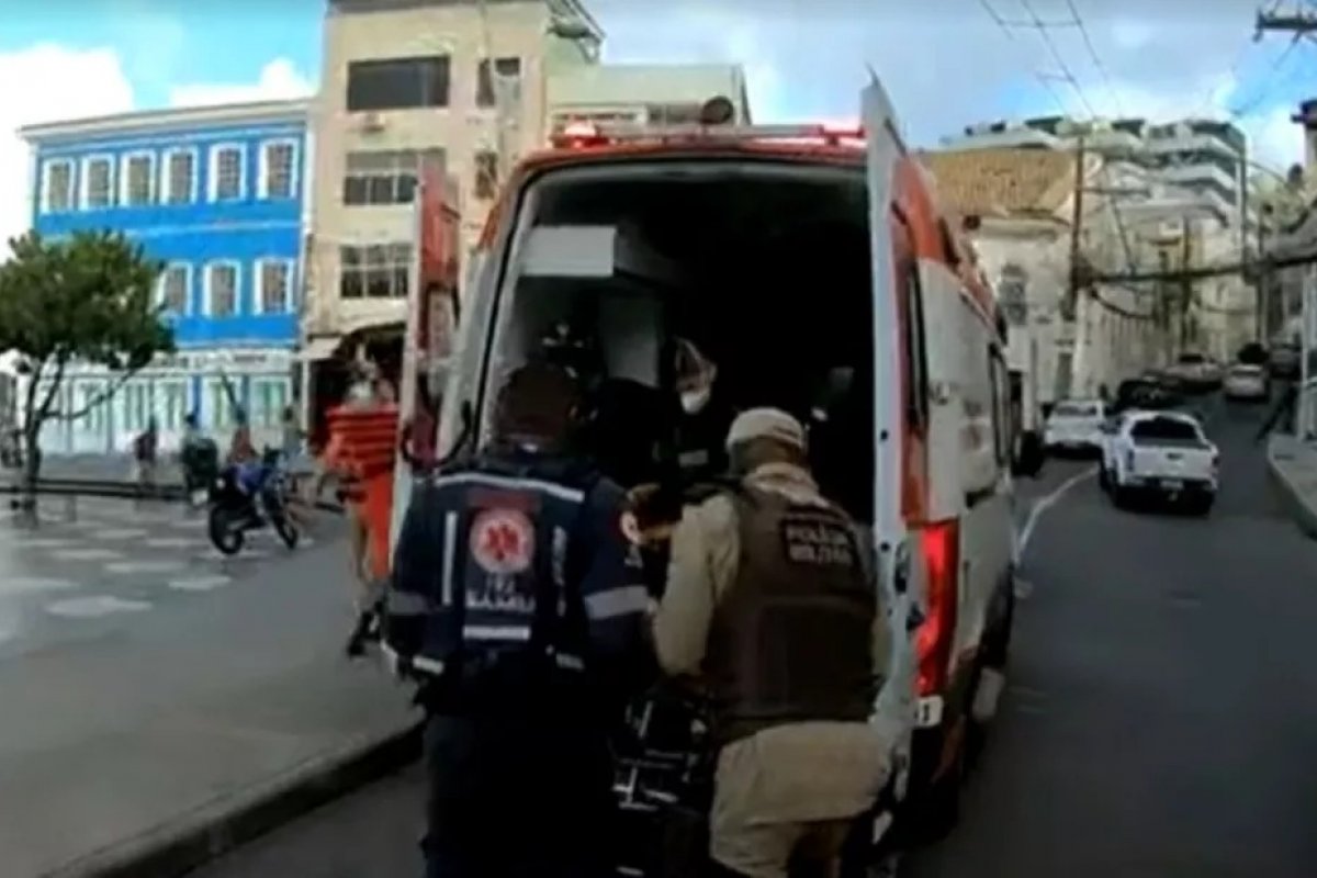 Homem é baleado em bar no bairro do Rio Vermelho, em Salvador