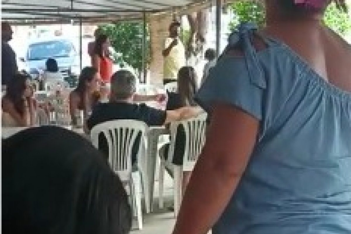 Vídeo: prefeito de Wenceslau Guimarães chama professora de "Zé Ruela" ao ser cobrado por aumento
