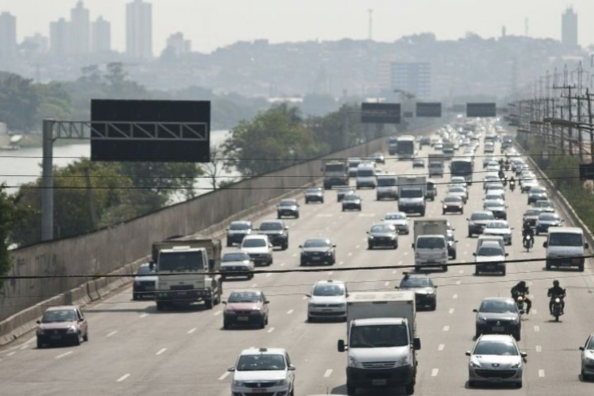 Em campanha de conscientização, Governo Federal lança novo modelo de CNH