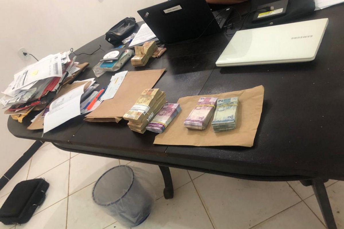 Operação Rochedo: PF e CGU combatem esquema de desvio de recursos públicos do município de Ibititá/BA