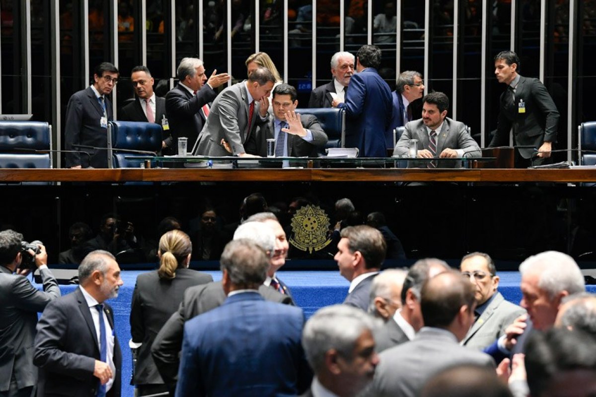 Senado aprova MP contra fraude no INSS