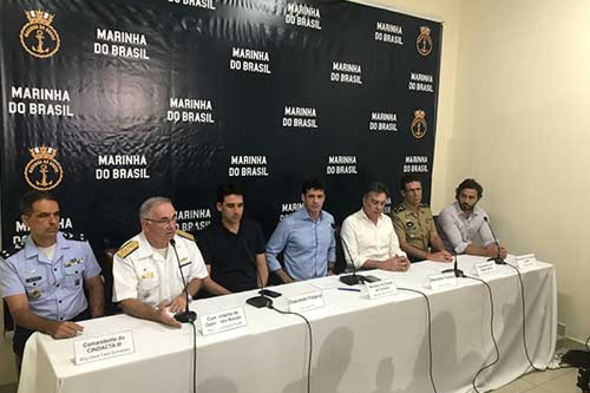 Marinha diz que há apenas 'resíduos' nas praias do Nordeste