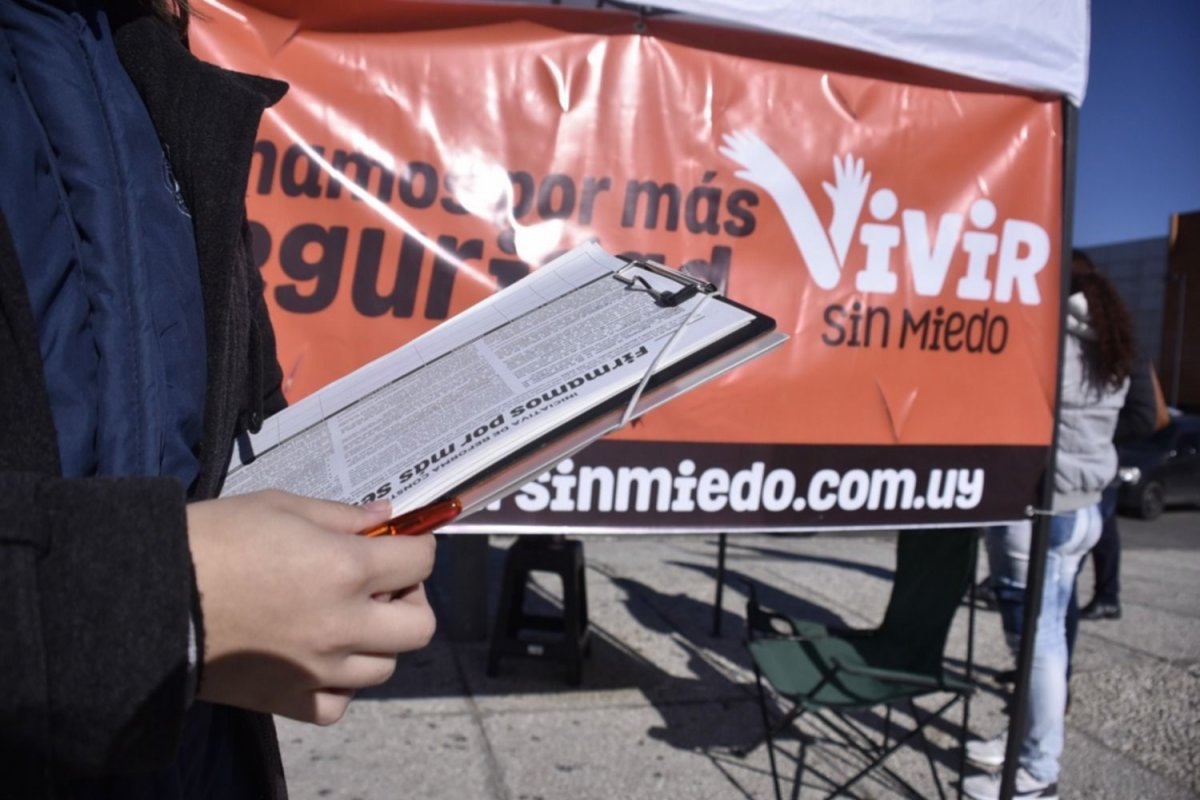 Uruguai vai às urnas escolher novo presidente e votar referendo