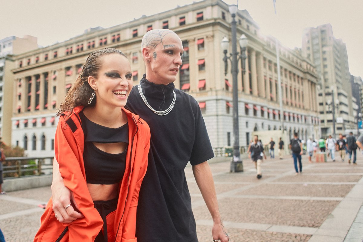 Marca streetwear agênero e sem rótulos, apresenta sua coleção outono-inverno 22 com o tema Sound of Blindness, em tradução livre, o som da cegueira!